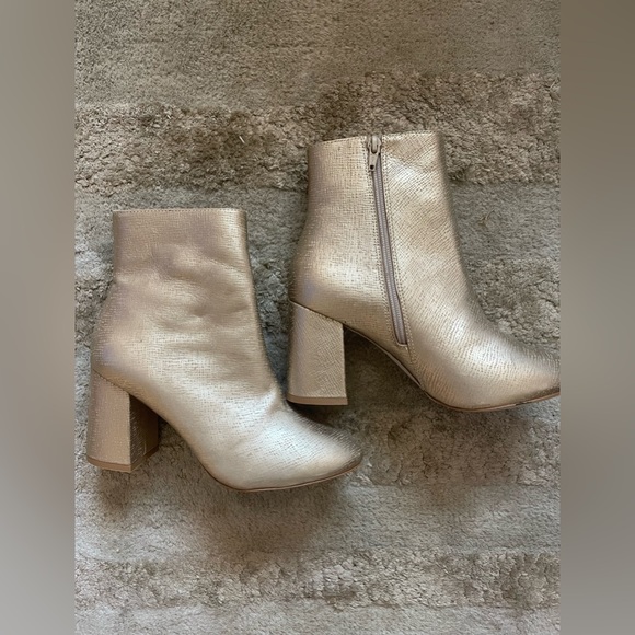 Matisse Groove Bootie in Gold - Picture 6 of 6